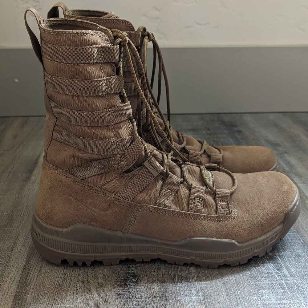 Nike Men's Boots